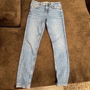 Zara Mid Rise Jeans
